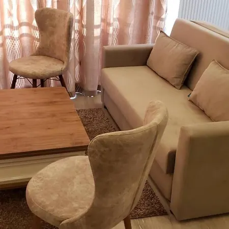 Apartament 5 Stars In Esenyurt דירה *